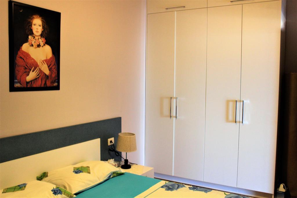 Seaside Apartment Sarande Ngoại thất bức ảnh